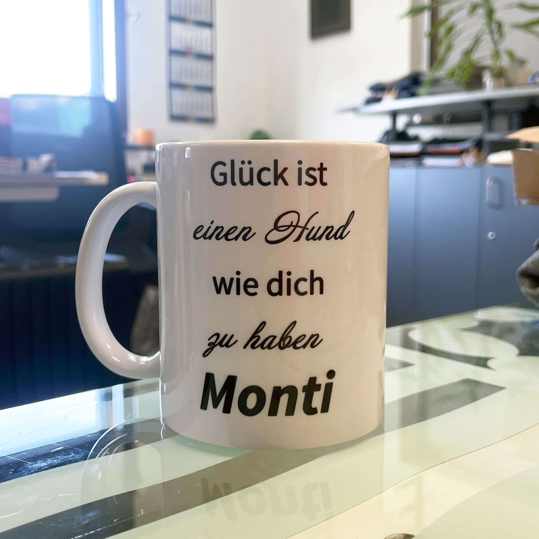 Personalisierte Tasse "Glück ist..." 